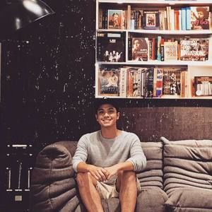 Meet your Posher, Aaron